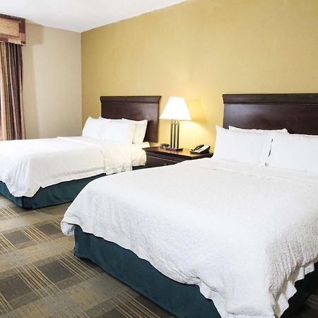 Hampton Inn Oxford-West Экстерьер фото